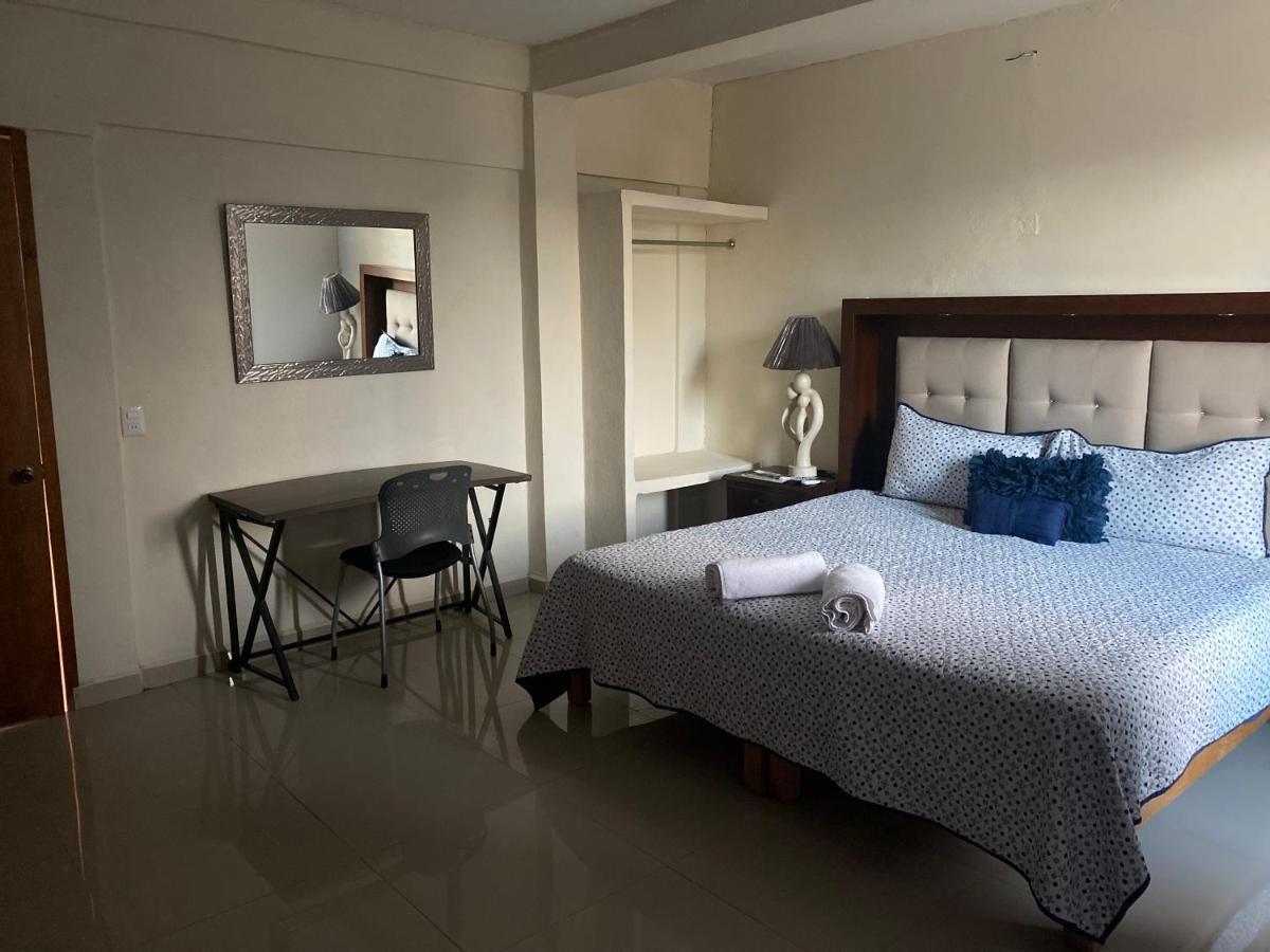 Hotel Maria Elenena Эль-Фресно Экстерьер фото